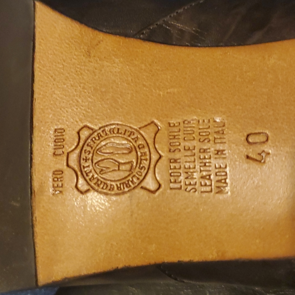 Boots - Picture 6 of 6